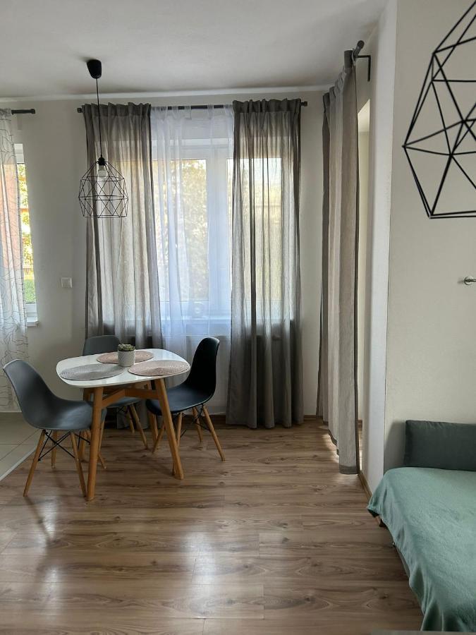 Apartman "Dunaj" Private Parking - Klimatizacia Šamorín エクステリア 写真